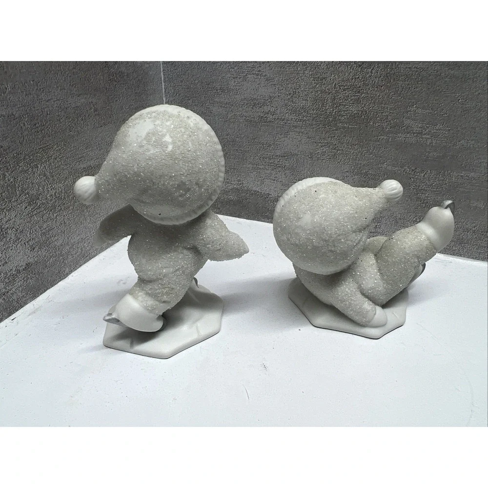 VTG Homeco Snow Babies Ice Skating Set of 2 Christmas Pottery